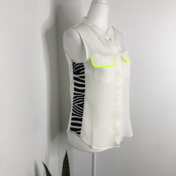 Line & Dot | NEW Contrast Zebra Print Top - Picture 4 of 7